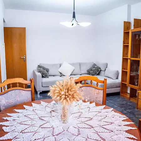Rent Ready New Bazar Τίρανα